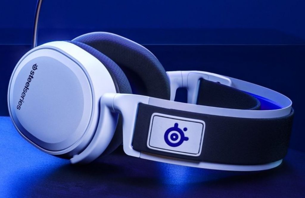 SteelSeries Arctis 7P: Best Over the ear headphone for gaming 