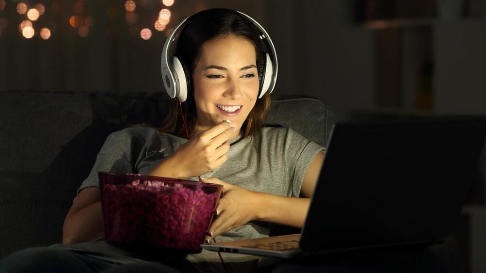 7 Must - Have Headphones for Watching Movies