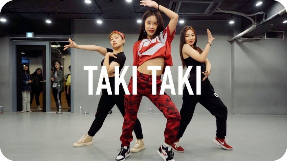 1Million dance studio Taki Taki: Best YouTube Channels to Learn Dance for Beginners